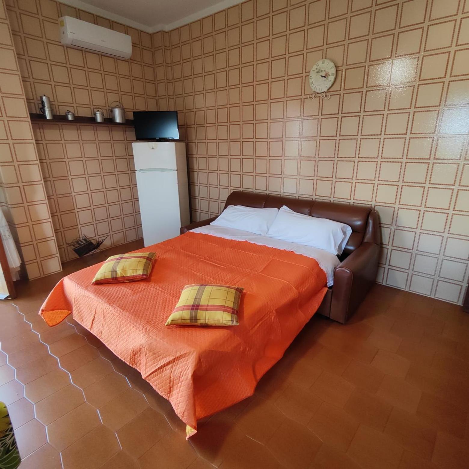 Panoramico Wifi Tv Centro Storico Apartment Кастелдача Екстериор снимка
